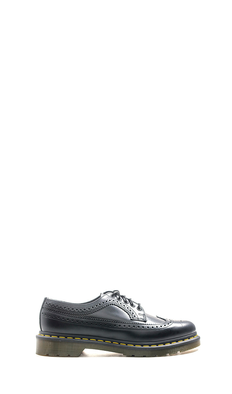 DR. MARTENS Stringata uomo nera in pelle con ricami brogue