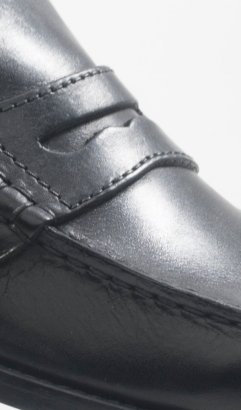 CLARKS Mocassino uomo nero in pelle