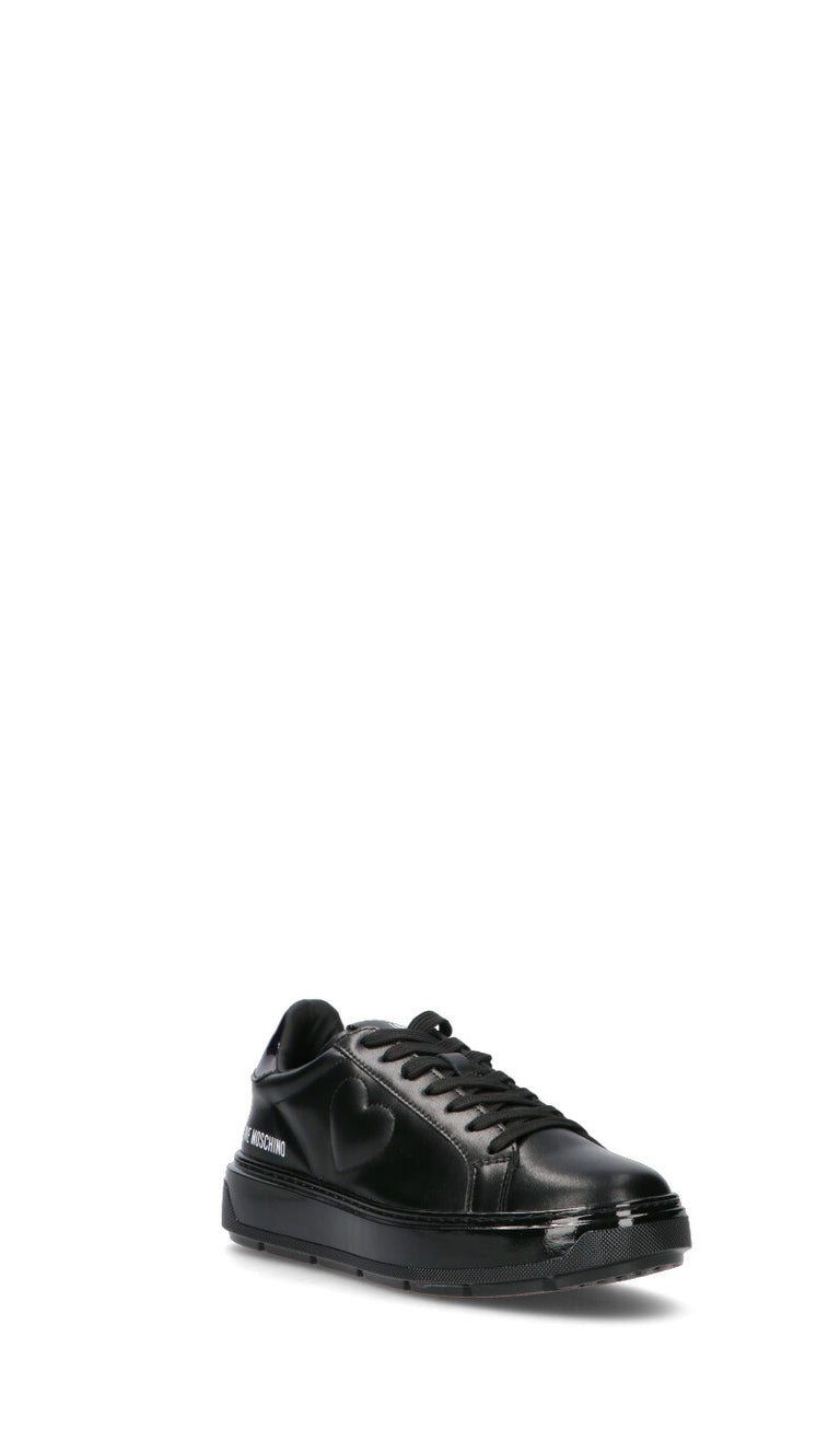 LOVE MOSCHINO Sneaker donna nera in pelle