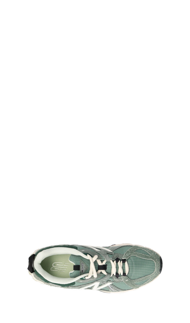 NEW BALANCE Sneaker uomo verde in suede