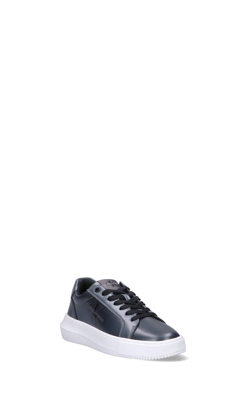 CALVIN KLEIN JEANS Sneaker donna nera in pelle